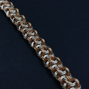 Handgefertigtes Kinged Vipera Berus Armband aus Silber & Bronze