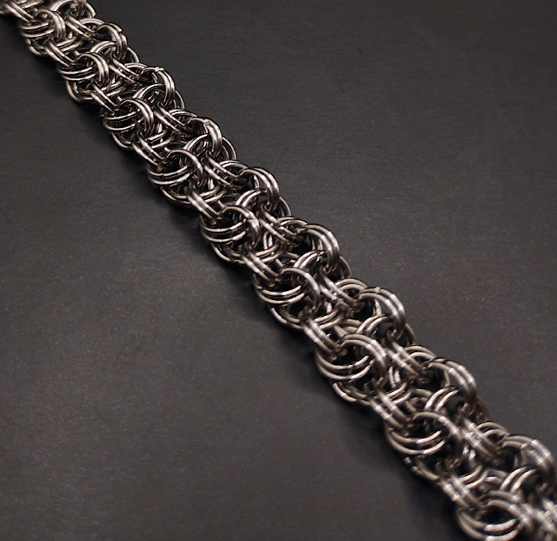 Kinged Vipera Berus Armband aus Edelstahl, handgefertigt, mit doppelt verstärktem verschlungenem Kettenmuster